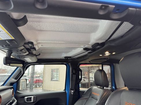 Used 2021 Jeep Gladiator Mojave w/ Uconnect 4C Nav & Sound Group image 18