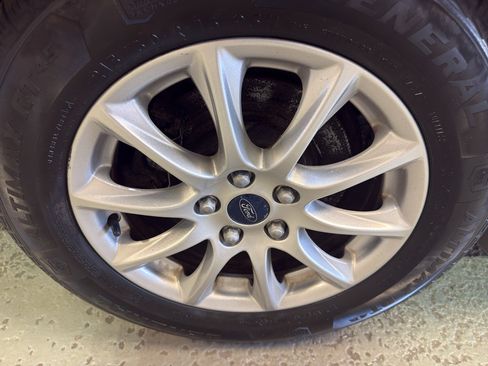 Used 2017 Ford Fusion S FWD image 34