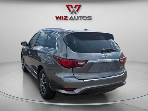 Used 2019 INFINITI QX60 Luxe w/ Essential Package image 9