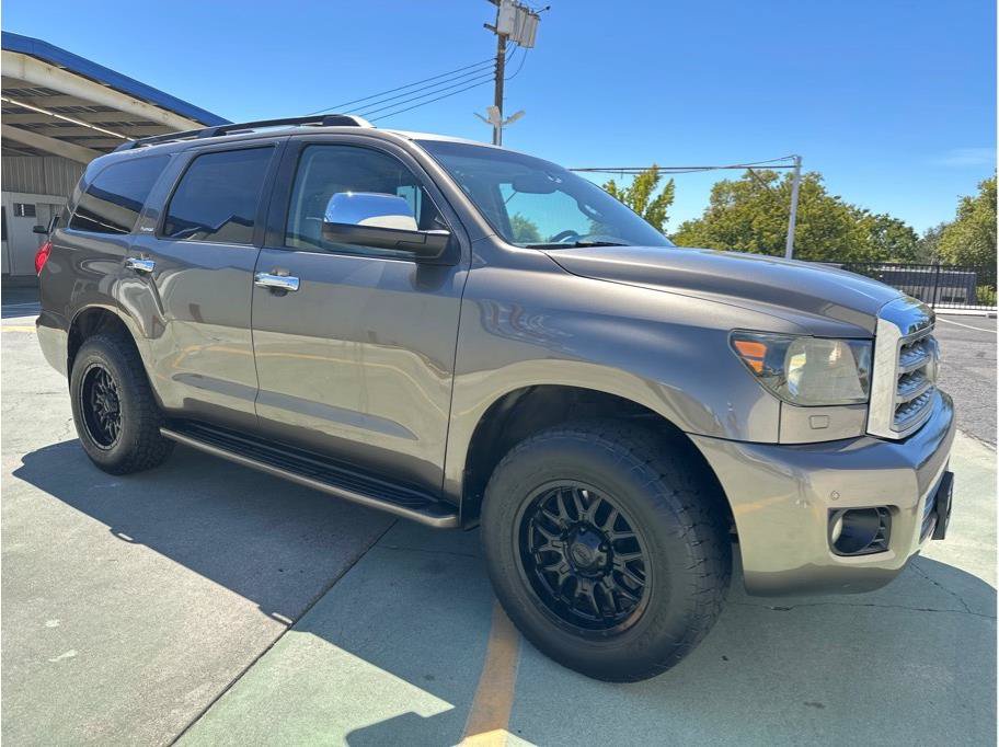 Used 2008 Toyota Sequoia Platinum AWD/4WD image 5