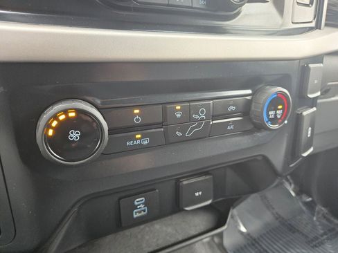 Used 2021 Ford F150 XLT image 16