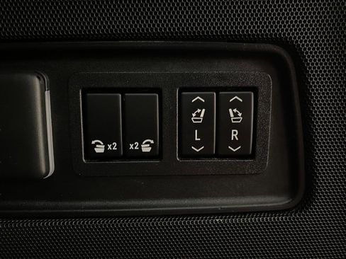Used 2022 Cadillac Escalade Sport w/ Touring Package AWD/4WD image 6