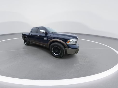 Certified 2018 RAM 1500 Laramie image 4