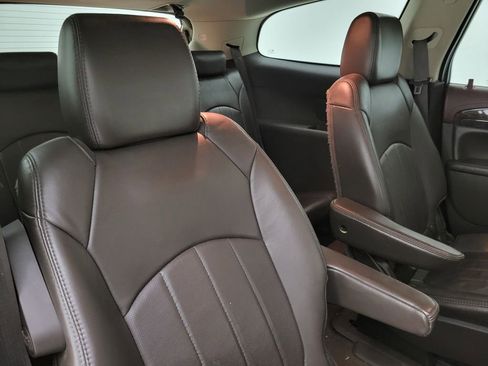 Used 2014 Buick Enclave Leather w/ Trailering Provision Package image 37