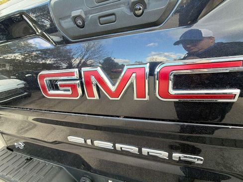 Certified 2022 GMC Sierra 1500 Elevation image 30