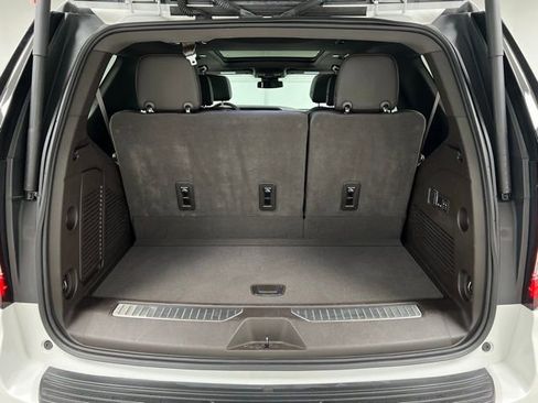 Used 2023 GMC Yukon Denali AWD/4WD image 46