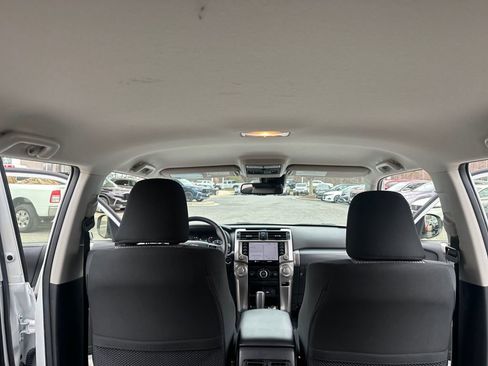 Used 2024 Toyota 4Runner SR5 image 27