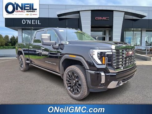New 2026 GMC Sierra 2500 Denali w/ Denali Reserve Package AWD/4WD image 1