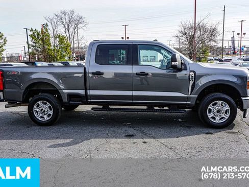Used 2025 Ford F250 XLT image 8