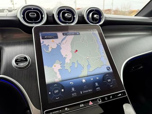 Used 2023 Mercedes-Benz GLC 300 4MATIC w/ AMG Line image 28