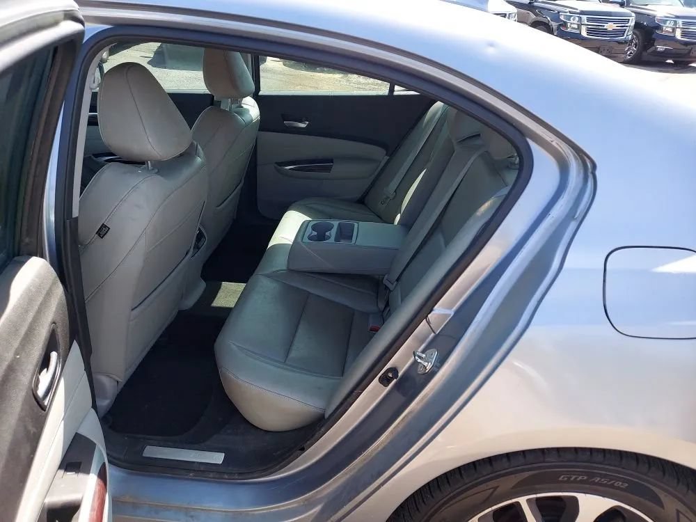 Used 2015 Acura TLX FWD image 6