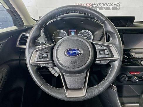 Used 2022 Subaru Forester Premium image 11