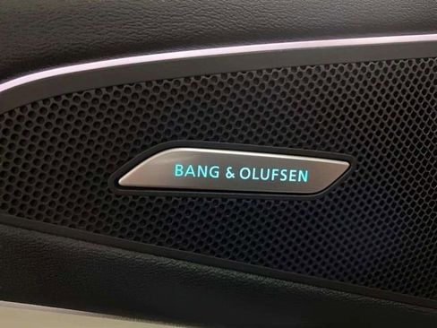 Used 2025 Audi Q6 e-tron Premium Plus w/ Premium Plus image 62