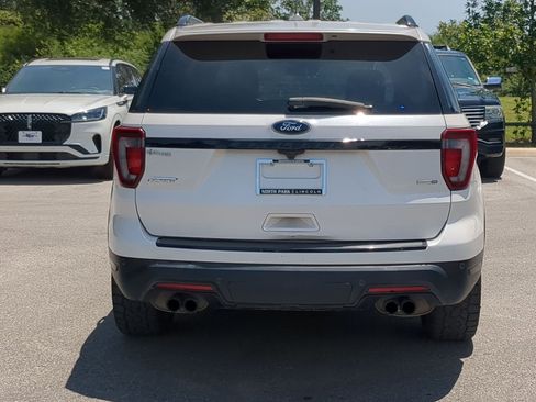 Used 2018 Ford Explorer Sport w/ Equipment Group 401A AWD/4WD image 4