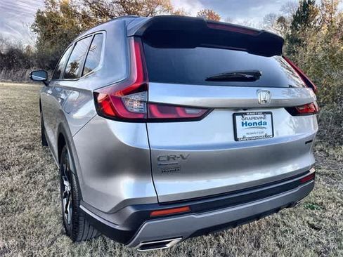 Certified 2025 Honda CR-V Sport image 5