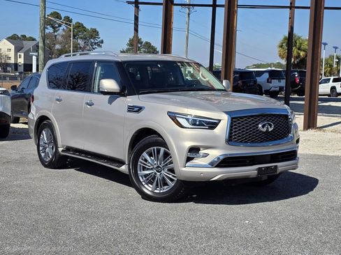 Used 2023 INFINITI QX80 Luxe w/ Cargo Package RWD image 2