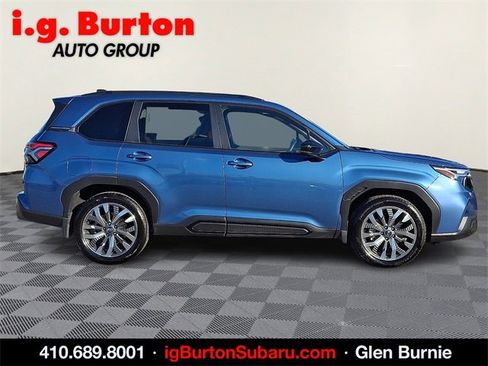 Used 2025 Subaru Forester Touring image 7