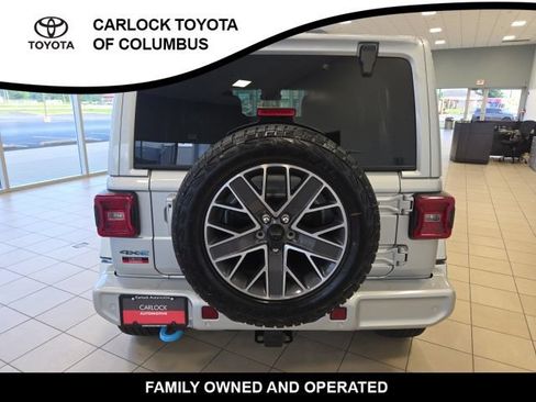 Used 2024 Jeep Wrangler High Altitude AWD/4WD image 9