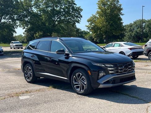 Certified 2025 Hyundai Tucson Limited FWD image 7