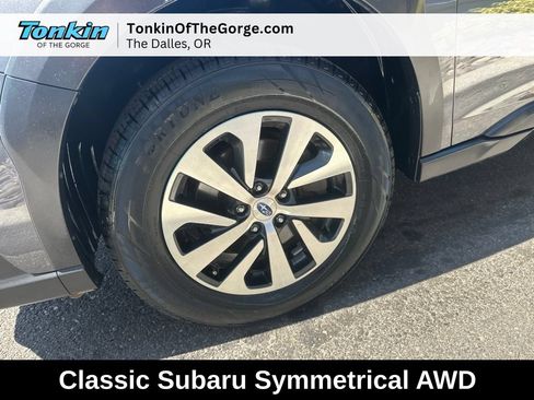 Used 2024 Subaru Outback Premium AWD/4WD image 13