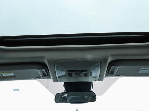 Certified 2022 Toyota RAV4 XLE w/ Convenience Package FWD image 12