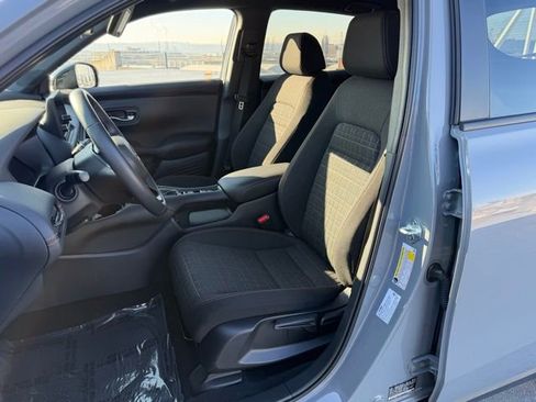 Used 2025 Honda HR-V Sport image 10