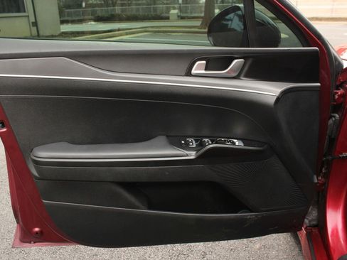 Used 2023 Kia K5 GT-Line image 15