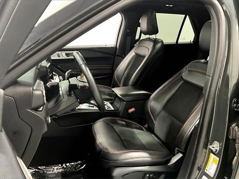 Used 2024 Ford Explorer ST-Line w/ Class IV Trailer Tow Package image 21