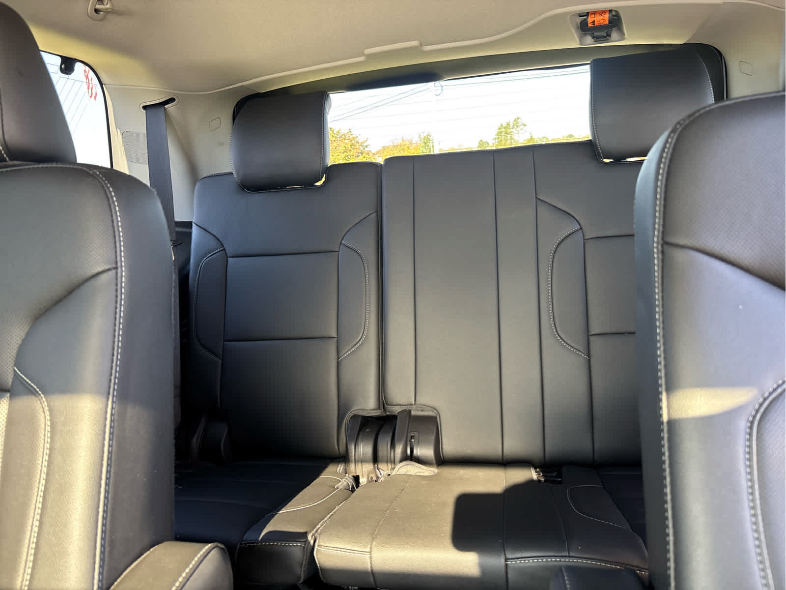 Used 2018 Chevrolet Tahoe Premier AWD/4WD image 31