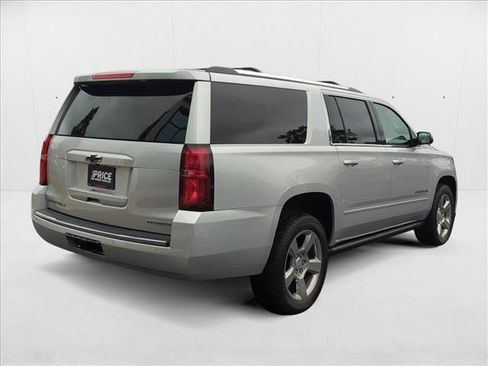 Used 2019 Chevrolet Suburban Premier image 5