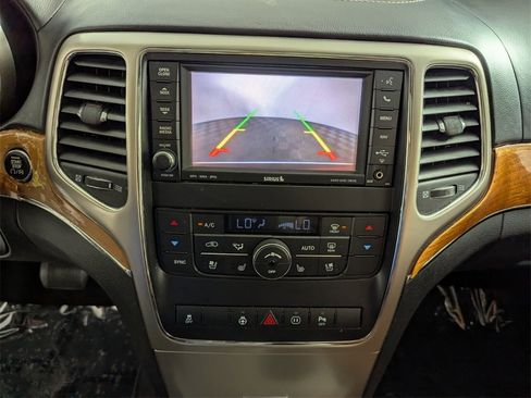 Used 2012 Jeep Grand Cherokee Overland image 24