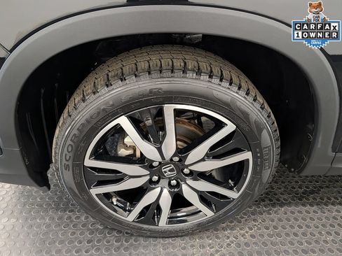 Used 2021 Honda Pilot Touring image 7