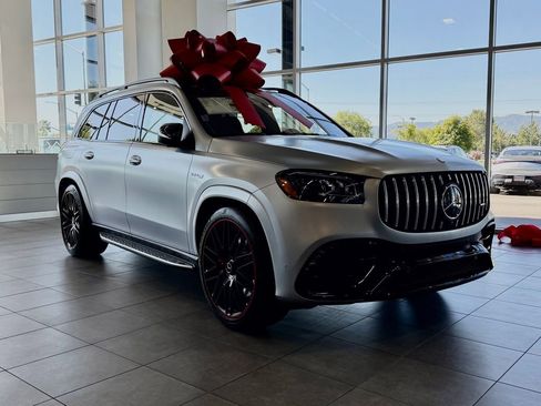 New 2026 Mercedes-Benz GLS 63 AMG 4MATIC image 6