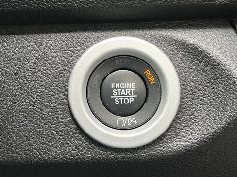 Used 2018 RAM 3500 Laramie AWD/4WD image 19