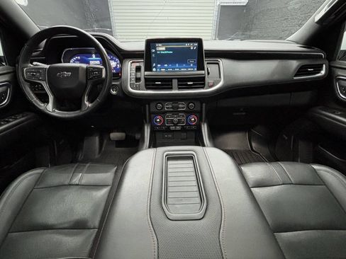 Used 2022 Chevrolet Suburban RST w/ Luxury Package AWD/4WD image 25