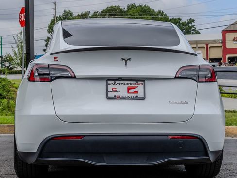 Used 2024 Tesla Model Y Performance AWD/4WD image 19