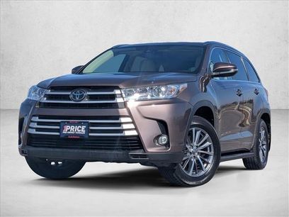 Used 2017 Toyota Highlander XLE