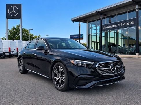 Used 2024 Mercedes-Benz E 350 4MATIC Sedan image 1