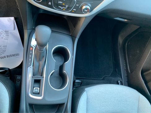 Used 2024 Chevrolet Equinox LS w/ Driver Confidence II Package image 19