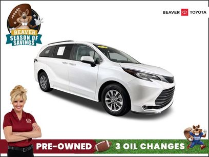 Used 2023 Toyota Sienna XLE