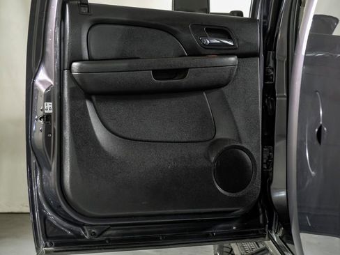 Used 2011 Chevrolet Silverado 3500 LTZ w/ LTZ Plus Package image 32