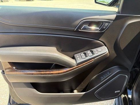 Used 2019 Chevrolet Tahoe LT AWD/4WD image 11