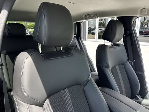 Used 2024 MAZDA CX-50 AWD 2.5 S w/ Select Package image 46