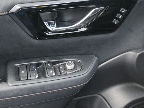 Used 2025 Subaru Forester Touring AWD/4WD image 14