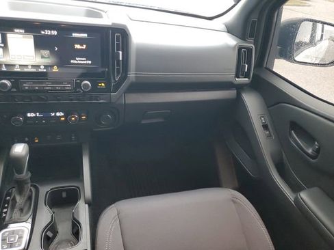 Certified 2026 Nissan Frontier SV w/ All-Weather Content Package AWD/4WD image 29