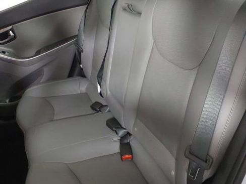 Used 2012 Hyundai Elantra Limited FWD image 10
