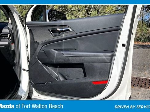 Used 2025 Kia Sportage SX Prestige image 25