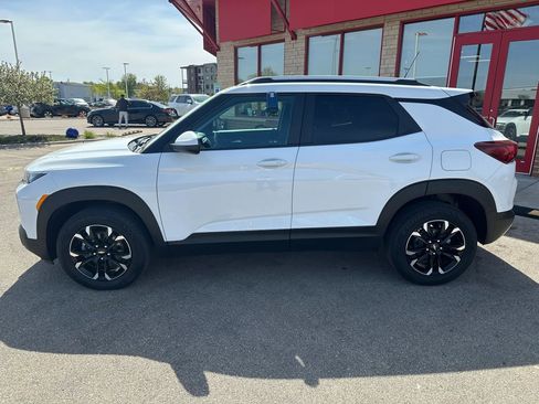 Used 2023 Chevrolet TrailBlazer LT AWD/4WD image 9