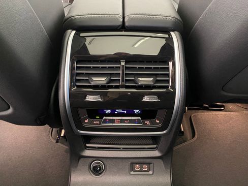 New 2026 BMW X7 xDrive40i w/ Executive Package image 26