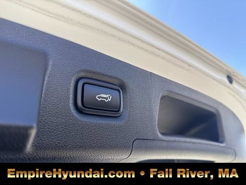 Certified 2023 Hyundai Santa Fe SEL w/ Cargo Package AWD/4WD image 8